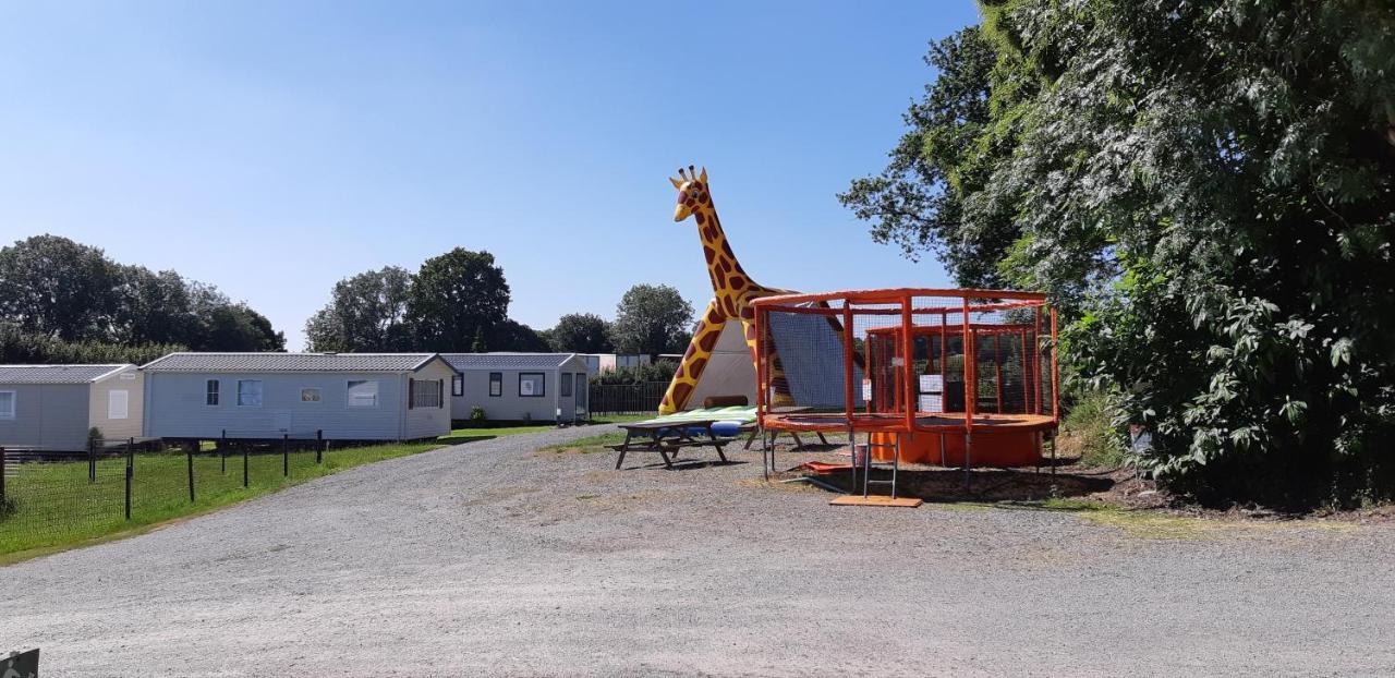 Camping Le Balcon De La Baie Saint-Marcan Eksteriør bilde