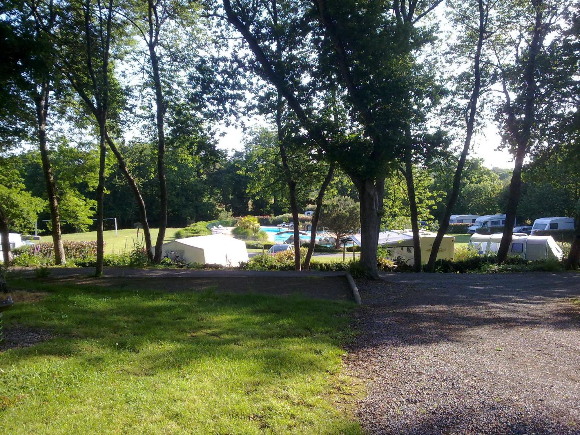 Camping Le Balcon De La Baie Saint-Marcan Eksteriør bilde
